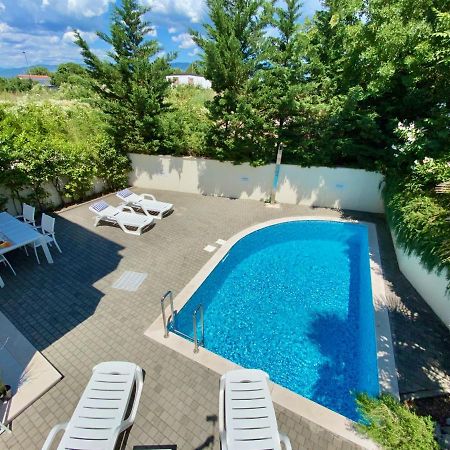 Private Pool And Mediterranean Garden Apt Mia Silo  Bagian luar foto