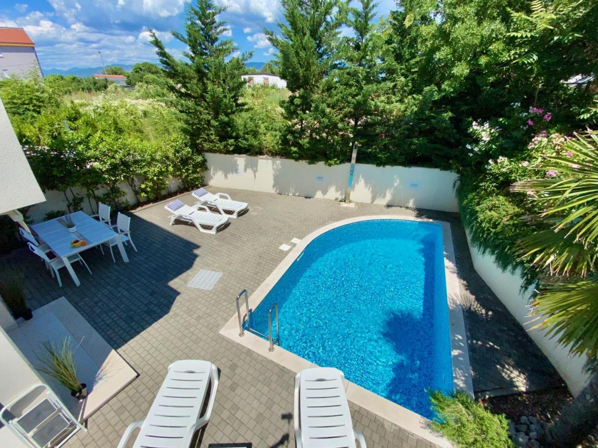 Private Pool And Mediterranean Garden Apt Mia Silo  Bagian luar foto