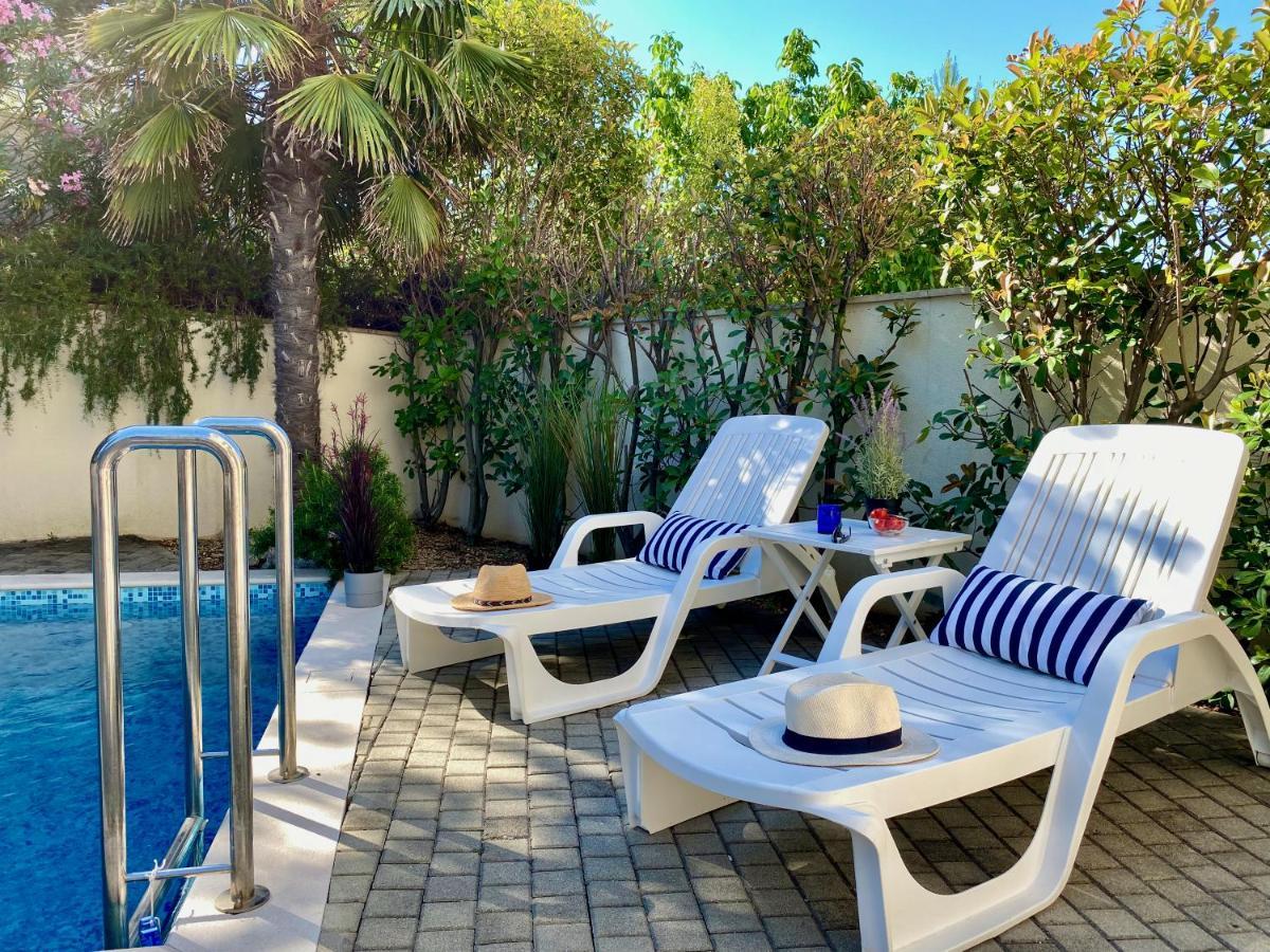 Private Pool And Mediterranean Garden Apt Mia Silo  Bagian luar foto