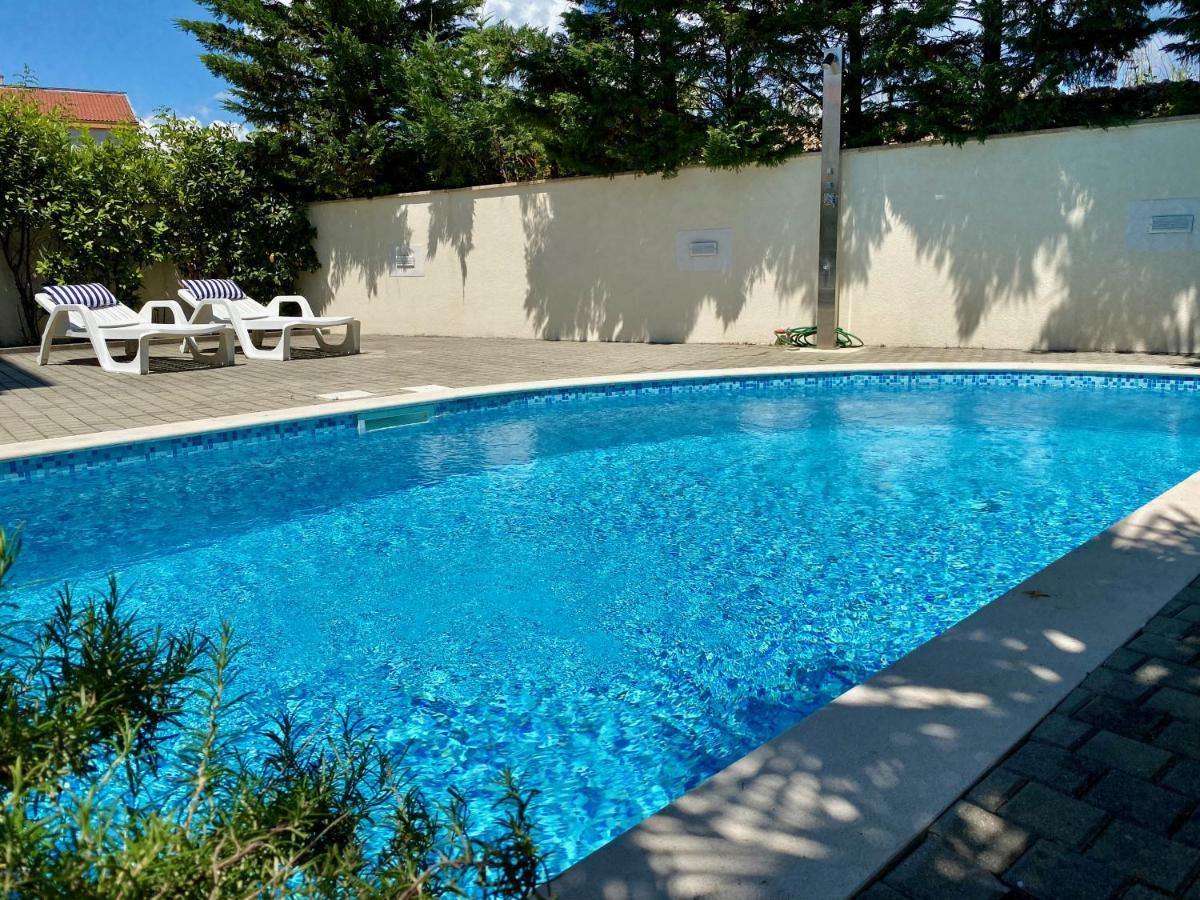Private Pool And Mediterranean Garden Apt Mia Silo  Bagian luar foto
